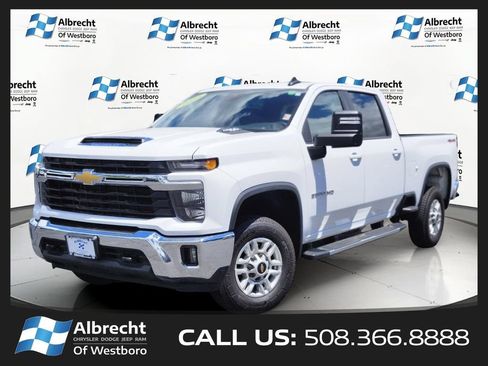 Used 2025 Chevrolet Silverado 2500 LT w/ Convenience Package AWD/4WD image 1
