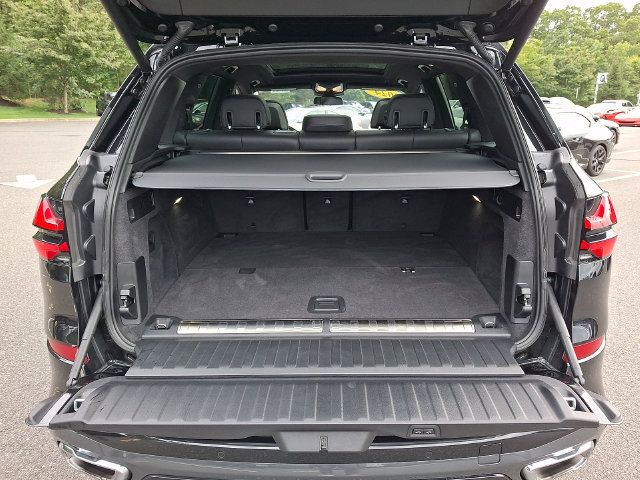 Used 2024 BMW X5 xDrive50e w/ M Sport Package AWD/4WD image 28