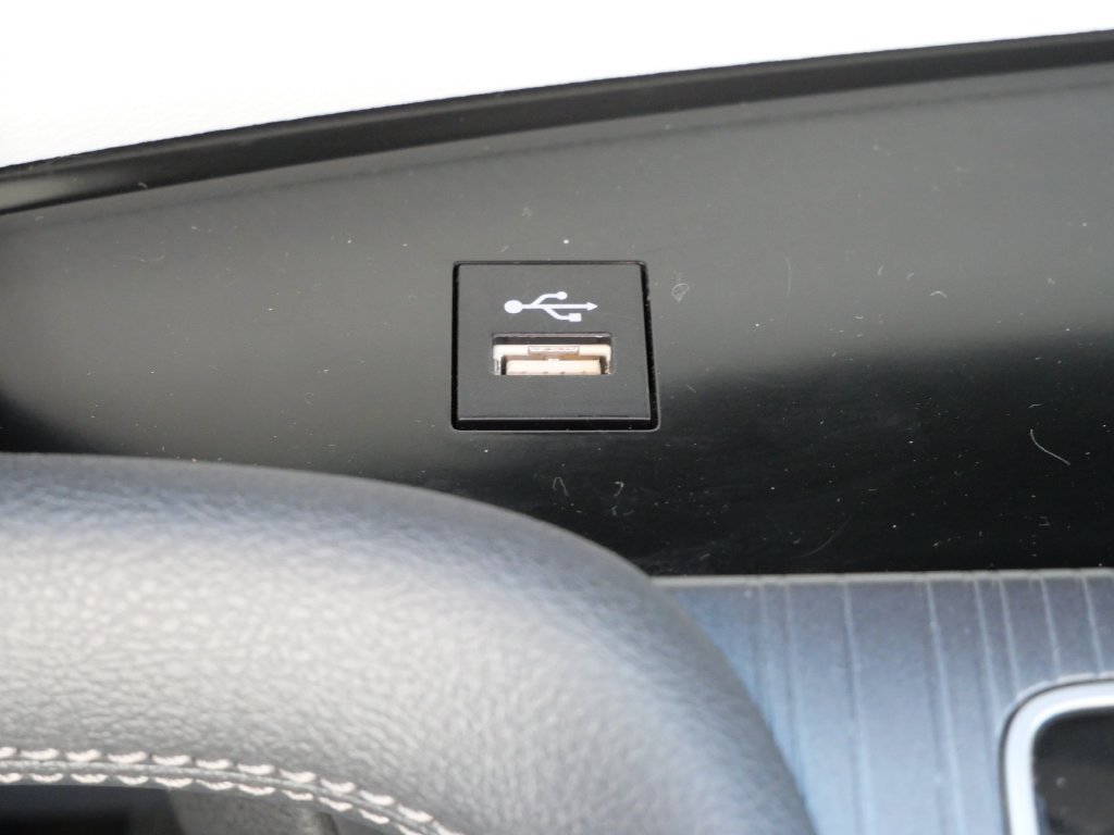 Certified 2026 Toyota Sienna XLE FWD image 22
