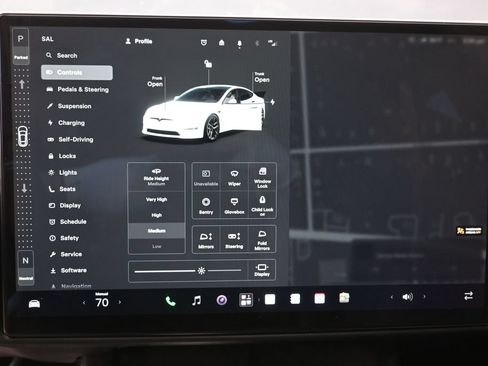 Used 2022 Tesla Model S AWD/4WD image 18