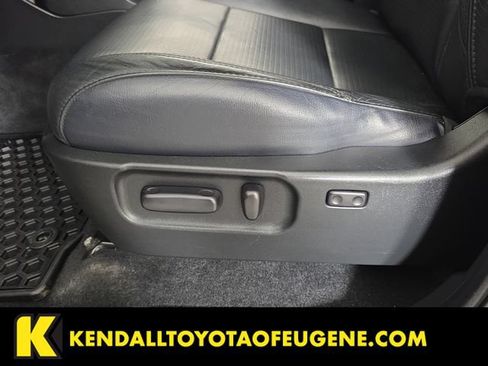 Used 2021 Toyota Tacoma TRD Sport AWD/4WD image 20
