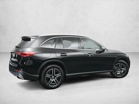 Certified 2026 Mercedes-Benz GLC 300 4MATIC image 7
