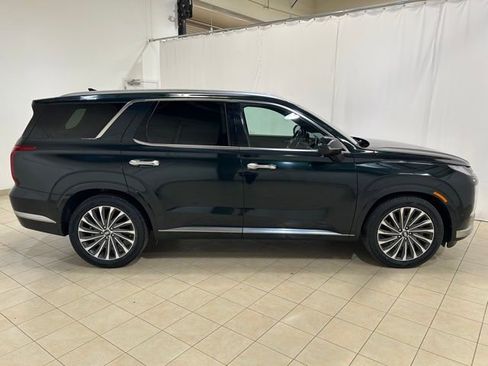 Used 2024 Hyundai Palisade Calligraphy FWD image 6