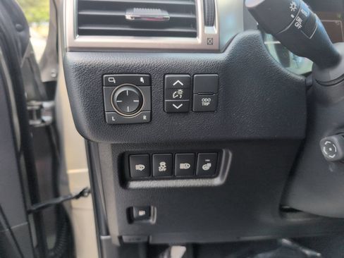 Certified 2023 Lexus GX 460 Premium w/ Premium Package AWD/4WD image 19
