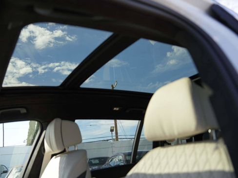 Used 2026 BMW X7 M60i image 17