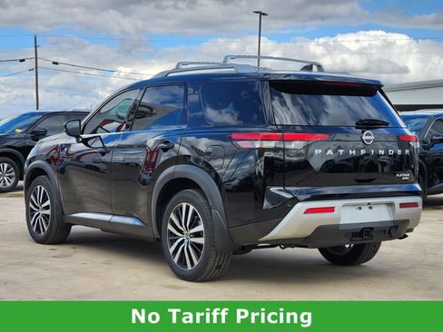 Certified 2025 Nissan Pathfinder Platinum image 7