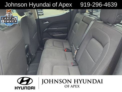 Used 2020 GMC Canyon SLE w/ Driver Alert Package image 25