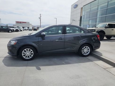 Used 2019 Chevrolet Sonic LT image 9