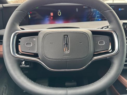 New 2026 Lincoln Nautilus Reserve AWD/4WD image 21
