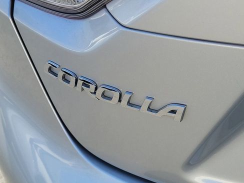 Used 2020 Toyota Corolla SE w/ Carpet Mat Package (TMS) image 7