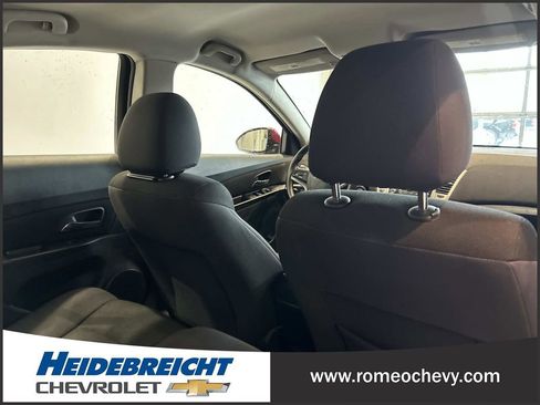 Used 2013 Chevrolet Cruze LT image 26