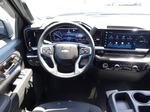 Used 2023 Chevrolet Silverado 1500 LT AWD/4WD image 37