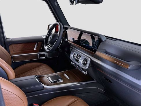 Used 2025 Mercedes-Benz G 63 AMG 4MATIC image 36