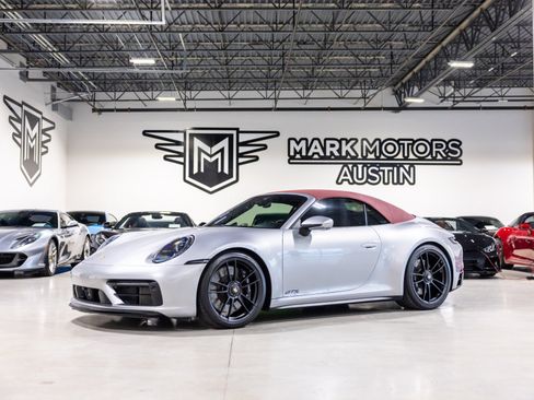 Used 2022 Porsche 911 Cabriolet image 1