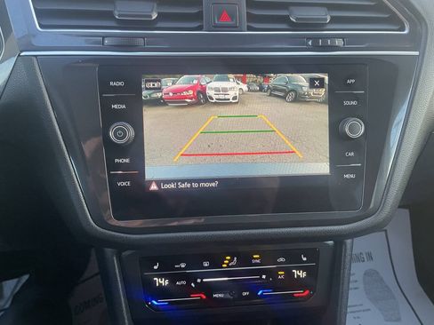 Used 2023 Volkswagen Tiguan SE FWD image 25