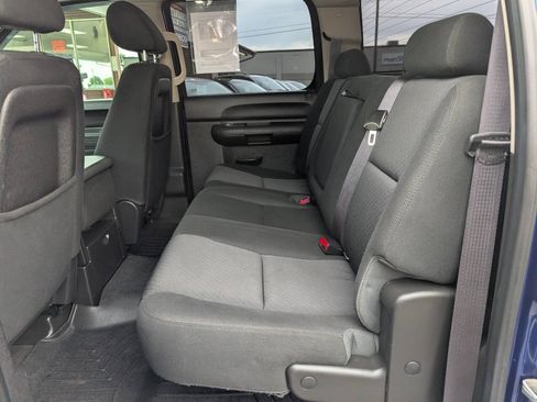Used 2014 GMC Sierra 2500 SLE w/ SLE Preferred Package AWD/4WD image 13