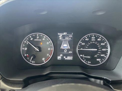Used 2025 Subaru Outback Premium AWD/4WD image 12