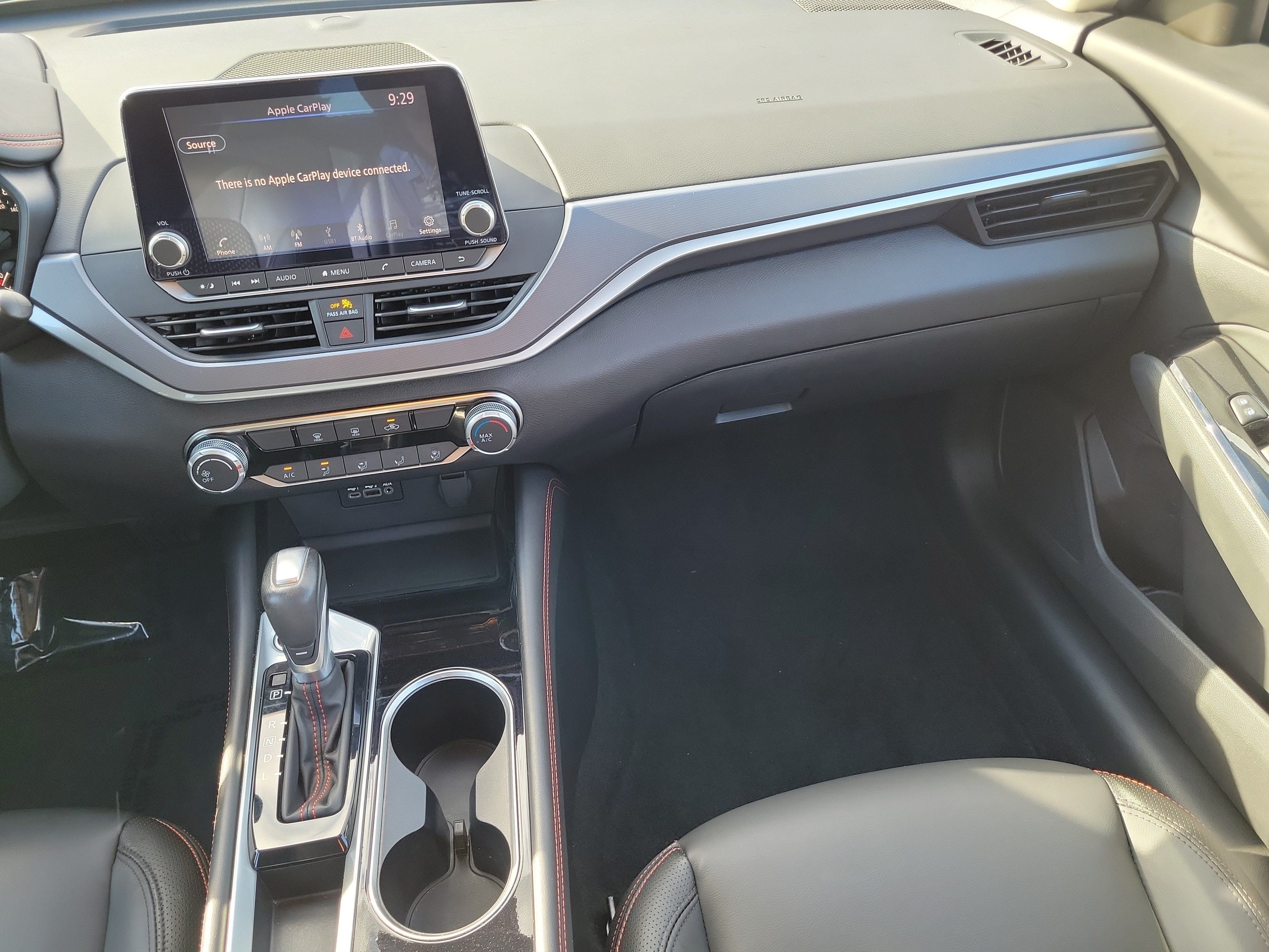 Used 2024 Nissan Altima 2.5 SR FWD image 17