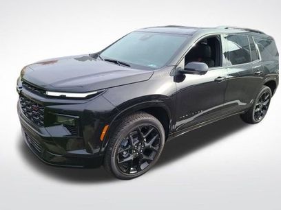 Used 2025 Chevrolet Traverse RS w/ LPO, Floor Liner Package