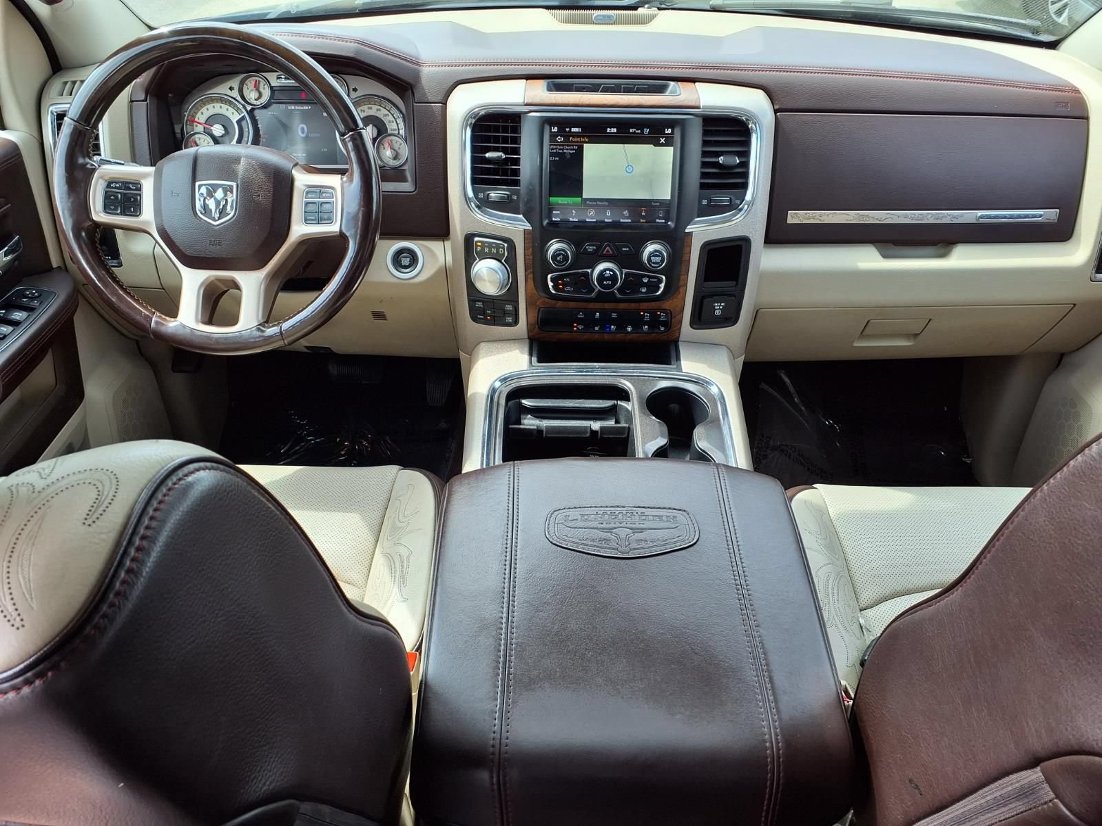 Used 2018 RAM 1500 Laramie Longhorn w/ Longhorn Southfork Package AWD/4WD image 11