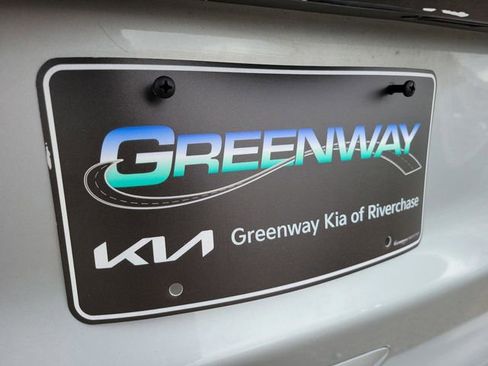 Used 2024 Chrysler Pacifica Touring-L FWD image 37