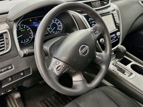 Used 2023 Nissan Murano S AWD/4WD image 18