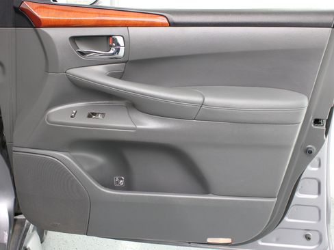 Used 2009 Lexus LX 570 4WD image 54