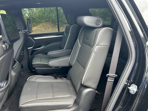 Used 2025 Cadillac Escalade Premium Luxury w/ Touring Package AWD/4WD image 18