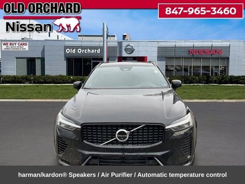 Used 2022 Volvo XC60 T8 R-Design w/ Advanced Package image 2