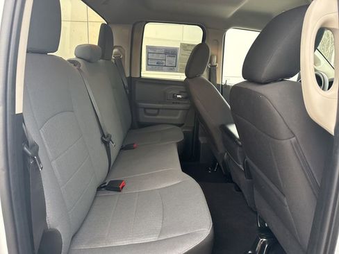 Used 2024 RAM 1500 Classic SLT image 28