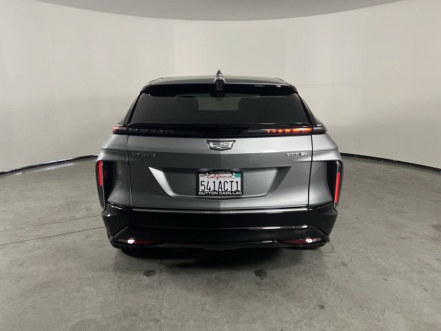 Used 2026 Cadillac Lyriq Luxury AWD/4WD image 7