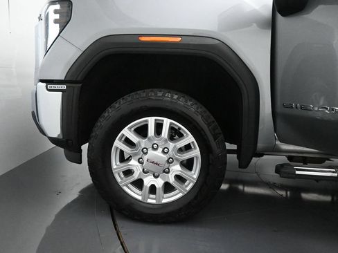 Used 2024 GMC Sierra 3500 SLE w/ SLE Value Package AWD/4WD image 8