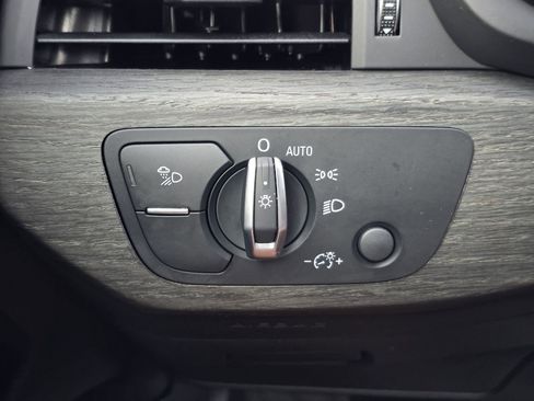 Used 2018 Audi A4 2.0T Premium Plus w/ Premium Plus Package image 32