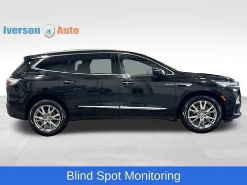 Used 2023 Buick Enclave Premium AWD/4WD image 10