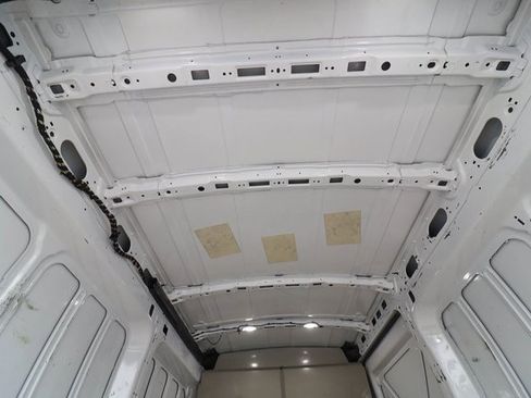 Used 2020 Ford Transit 250 Medium Roof image 42