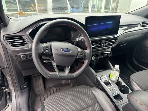 Used 2024 Ford Escape ST-Line w/ Tech Pack #1 image 2