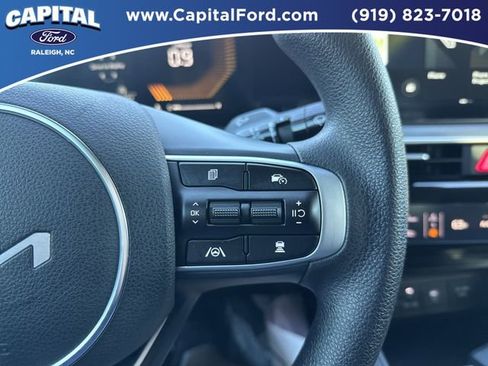 Used 2025 Kia K5 LXS image 22