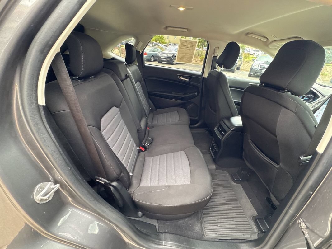 Used 2021 Ford Edge SE AWD/4WD image 21