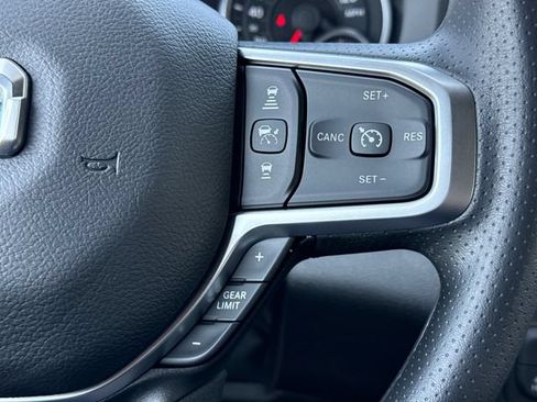 New 2026 RAM 1500 Express AWD/4WD image 30