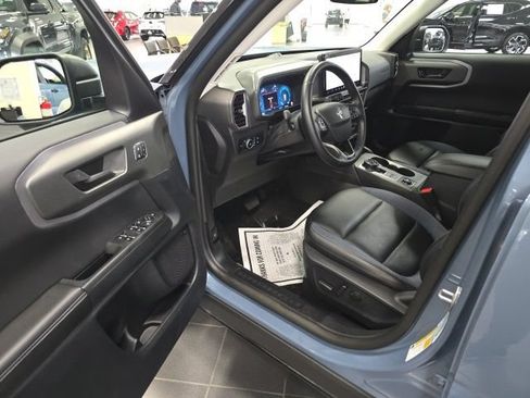 Used 2025 Ford Bronco Sport Outer Banks w/ Outer Banks Tech Package+ AWD/4WD image 11