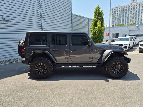 Used 2025 Jeep Wrangler Unlimited Rubicon 392 AWD/4WD image 2