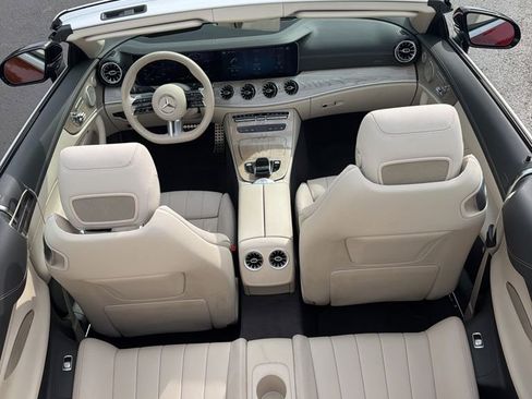 Used 2023 Mercedes-Benz E 450 4MATIC Cabriolet image 8