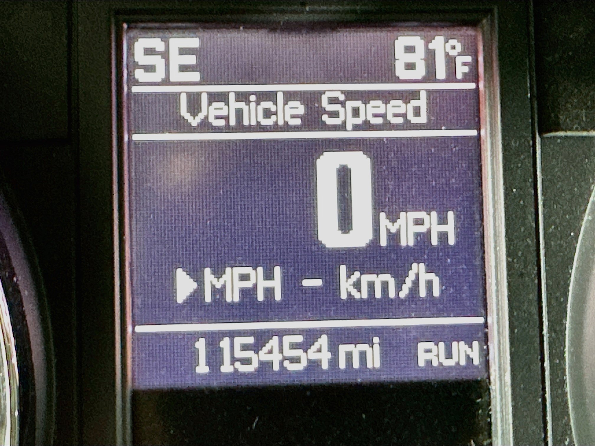 Used 2016 Chrysler Town & Country Touring FWD image 18