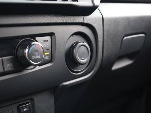 New 2026 Nissan Frontier SV AWD/4WD image 16