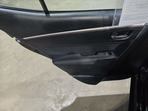 Used 2016 Toyota Corolla LE FWD image 26