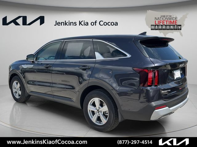New 2026 Kia Sorento LX FWD image 8