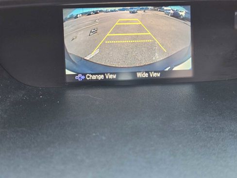 Used 2016 Honda CR-V LX image 17