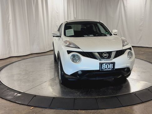 Used 2016 Nissan Juke SL image 3