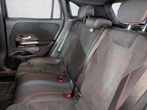 Certified 2022 Mercedes-Benz GLA 250 image 19