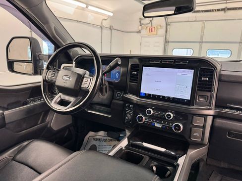 Used 2023 Ford F350 Lariat w/ Chrome Package AWD/4WD image 19